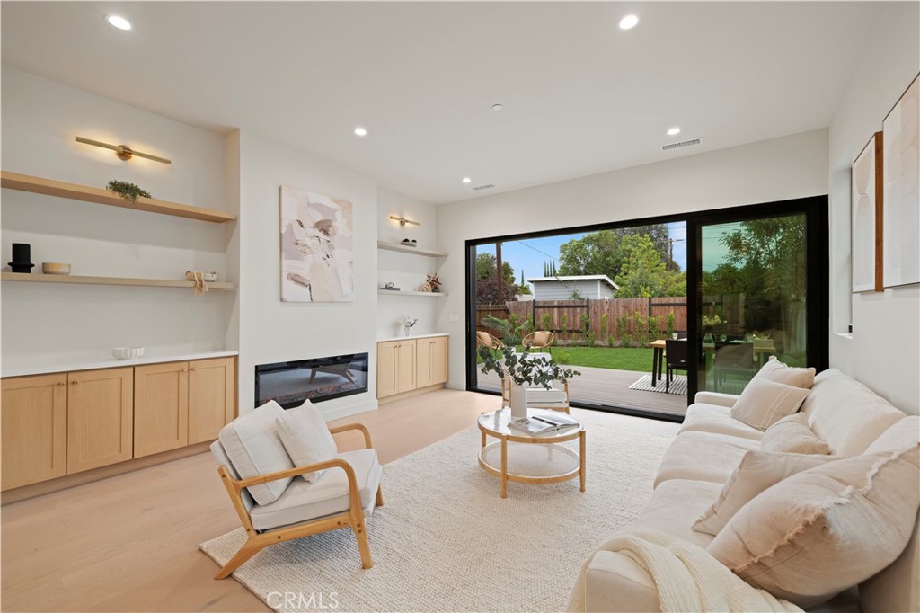 MLS #SR25255384 image #5