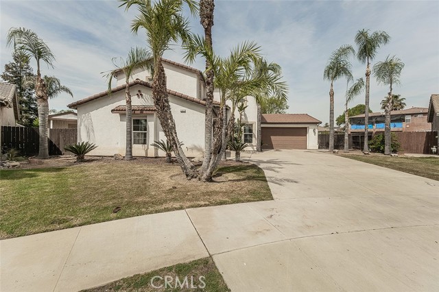 Detail Gallery Image 2 of 75 For 1377 Fenmore, Sanger,  CA 93657 - 4 Beds | 3 Baths