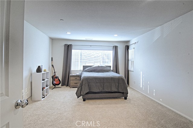 Detail Gallery Image 11 of 26 For 202 Bay Laurel Ct, Vista,  CA 92083 - 3 Beds | 2/1 Baths