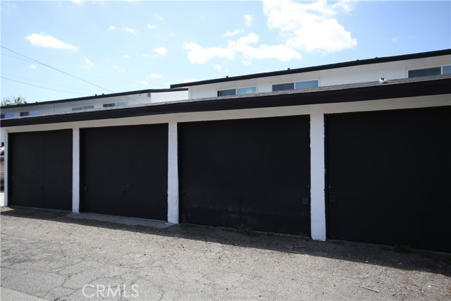 Detail Gallery Image 30 of 33 For 2709 S Baker St, Santa Ana,  CA 92707 - 2 Beds | 1/1 Baths