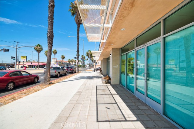 1598 Long Beach Boulevard, Long Beach, California 90813, ,Commercial Lease,For Rent,1598 Long Beach Boulevard,CRPW24164916