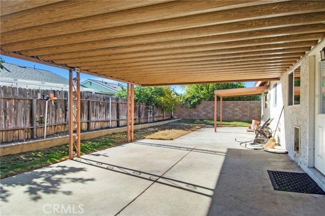 Detail Gallery Image 20 of 22 For 10716 Hollenbeck, Riverside,  CA 92505 - 3 Beds | 2 Baths