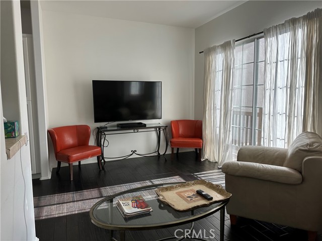 Detail Gallery Image 11 of 14 For 12709 Trent Jones Ln, Tustin,  CA 92782 - 3 Beds | 2/1 Baths