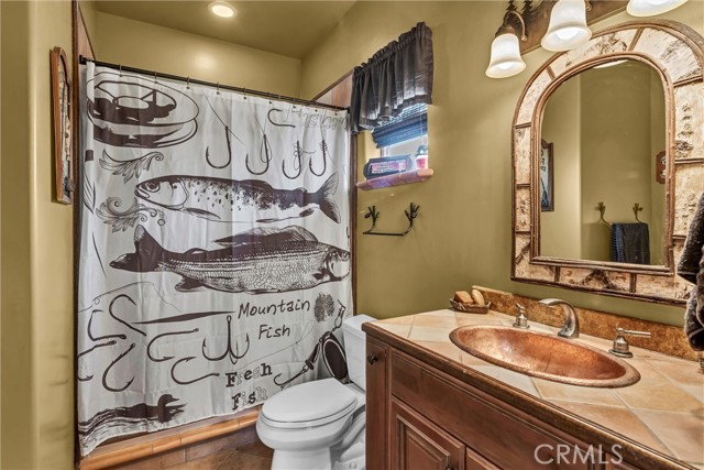 Detail Gallery Image 13 of 49 For 5963 Eickhoff Rd, Lakeport,  CA 95453 - 4 Beds | 2 Baths
