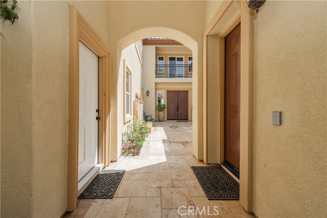 20408 Umbria Way, Yorba Linda CA: https://media.crmls.org/medias/0a103eb6-5068-41f1-ae33-d3b39767931f.jpg