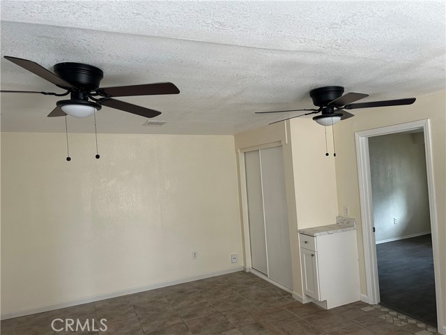 Detail Gallery Image 2 of 8 For 632 N Birch #B,  Rialto,  CA 92376 - 2 Beds | 1 Baths