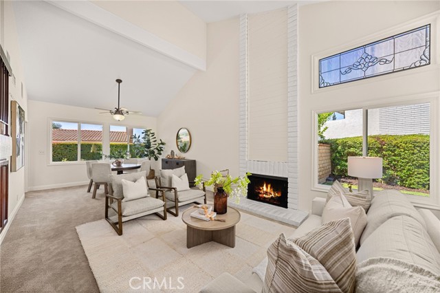 719 S Goldfinch Way, Anaheim Hills CA: https://media.crmls.org/medias/0a10bbcc-91fc-42f0-aa45-01e4b185dc34.jpg