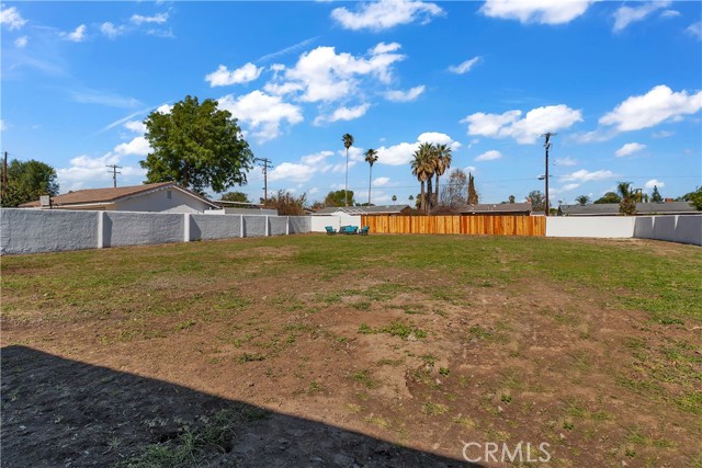 Detail Gallery Image 32 of 46 For 15030 Marcolesco, Lake Elsinore,  CA 92530 - 3 Beds | 3 Baths