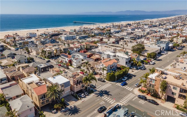 541 Monterey Boulevard, Hermosa Beach, California 90254, 3 Bedrooms Bedrooms, ,2 BathroomsBathrooms,Residential,Sold,Monterey,PV22057495