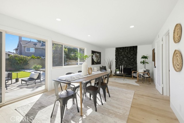 Detail Gallery Image 15 of 48 For 2228 E Nyon Ave, Anaheim,  CA 92806 - 5 Beds | 2/1 Baths