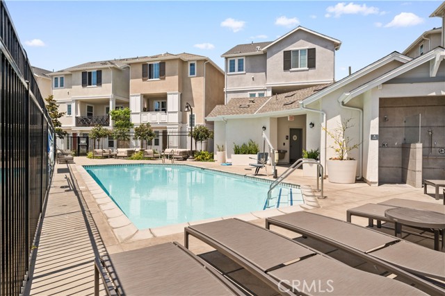 1042 N Anaheim Blvd, Anaheim CA: https://media.crmls.org/medias/0a1467d6-f243-4abe-b81f-dfba5ece5b7b.jpg