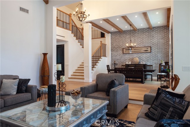 5225 Topeka Drive, Tarzana CA: https://media.crmls.org/medias/0a14ea62-4f1c-48fa-bc54-479806e34e4d.jpg