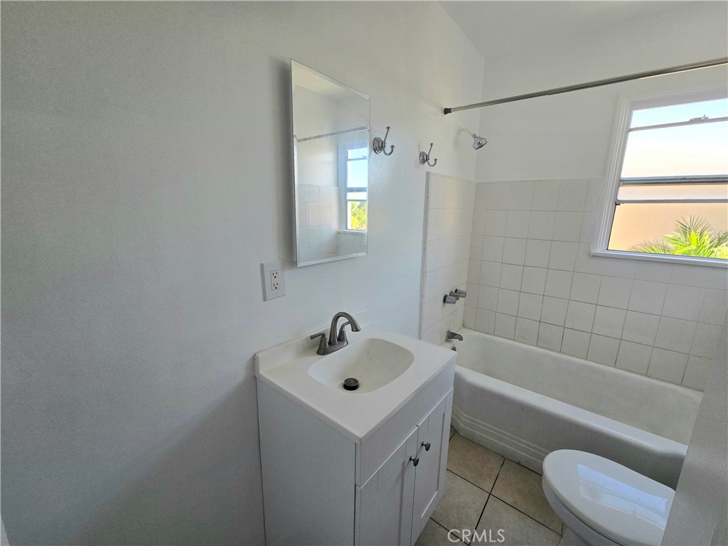 MLS #SR25276159 image #6