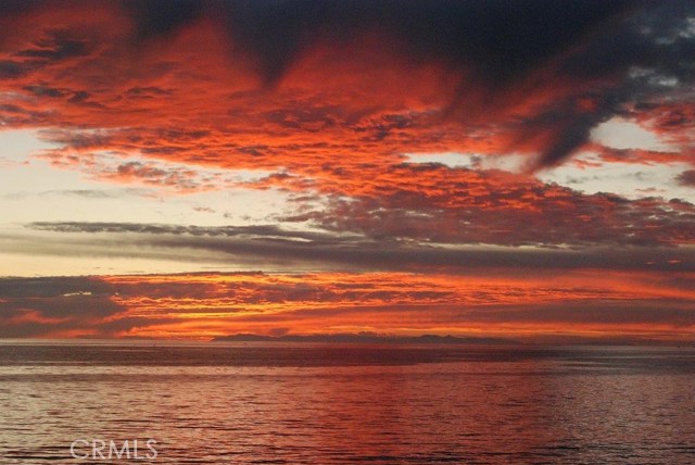 Detail Gallery Image 15 of 44 For 35225 Beach Rd, Dana Point,  CA 92624 - 3 Beds | 3/1 Baths