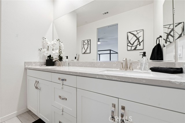 Detail Gallery Image 22 of 39 For 4156 Sitio Cielo, Oceanside,  CA 92057 - 3 Beds | 2/1 Baths