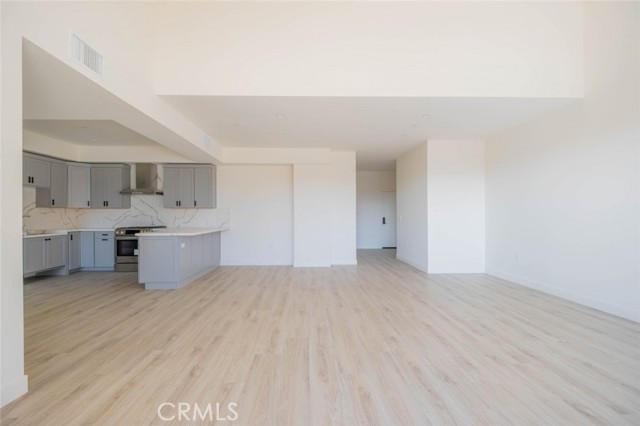 Detail Gallery Image 30 of 42 For 2608 Honolulu Ave #213,  Montrose,  CA 91020 - 2 Beds | 2 Baths