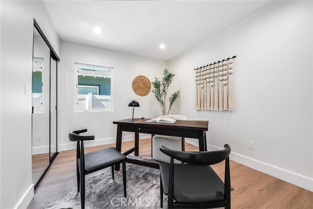Detail Gallery Image 22 of 36 For 22919 Leonora Dr, Woodland Hills,  CA 91367 - 4 Beds | 2 Baths