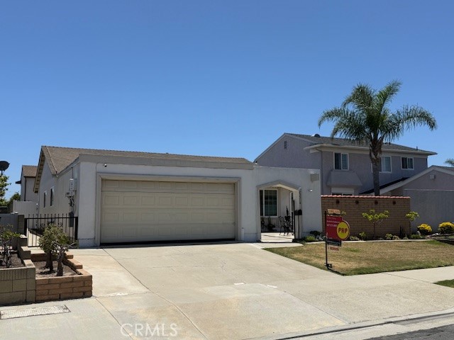 23510 Kentworthy Avenue, Harbor City CA: https://media.crmls.org/medias/0a187ea0-fd74-4bbf-b1c0-44fea6f16df6.jpg