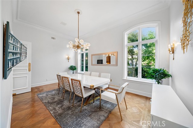 Detail Gallery Image 24 of 46 For 121 Emerald Bay, Laguna Beach,  CA 92651 - 5 Beds | 4/1 Baths