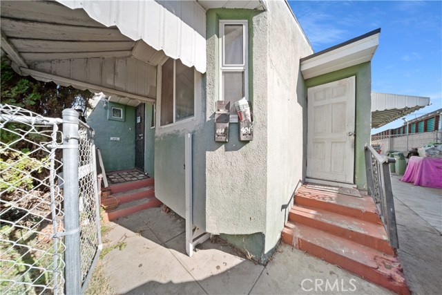 Image 2 for 464 Margaret Ave, Los Angeles, CA 90022