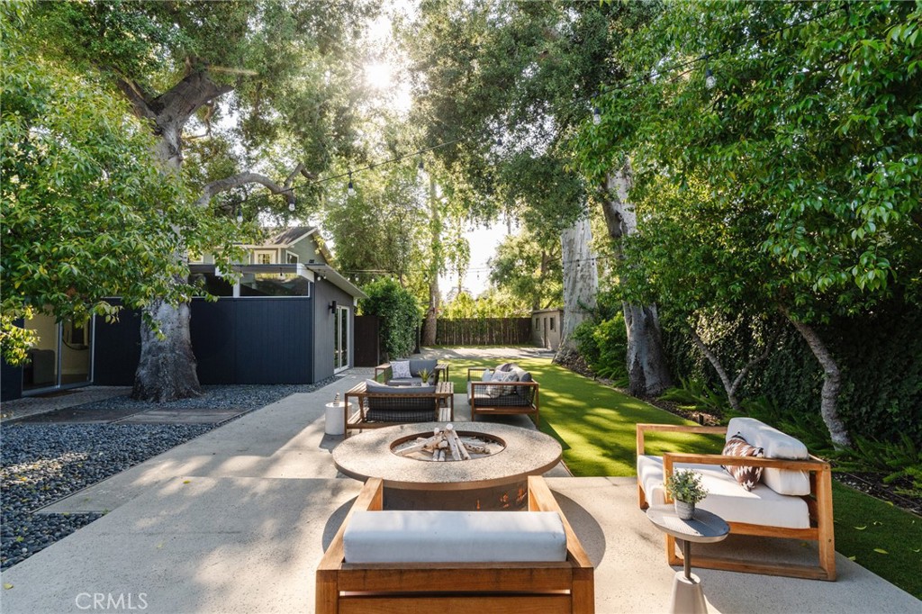 13233 Addison StreetSherman Oaks image #29