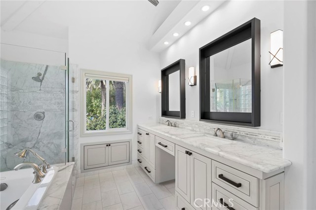 Detail Gallery Image 19 of 34 For 720 Marguerite Ave #1,  Corona Del Mar,  CA 92625 - 3 Beds | 2/1 Baths