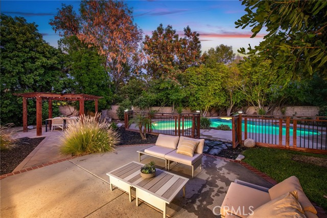 20516 Germain Street, Chatsworth CA: https://media.crmls.org/medias/0a195082-8d5b-4ac7-a977-f0c542661386.jpg