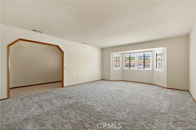 Image 6 of 51 For 26555 Lore Heights Court