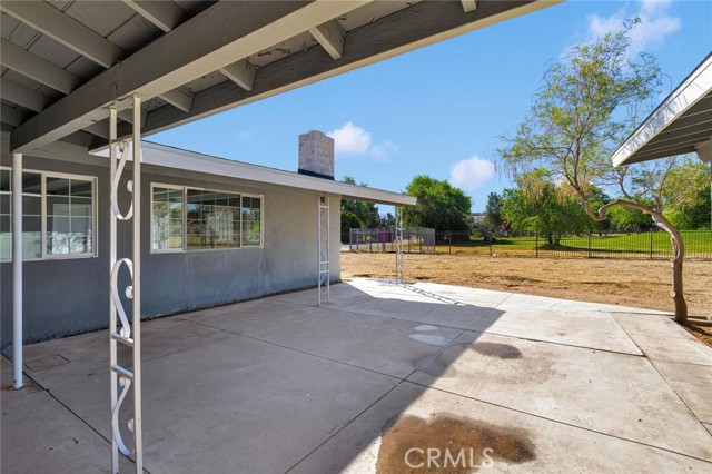 8732 Pico Avenue, Hesperia CA: https://media.crmls.org/medias/0a1b5c4c-8168-4b8c-92a6-ca7c9c9e72ec.jpg