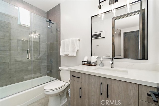 Detail Gallery Image 19 of 51 For 679 Summit Bld, –,  CA 92315 - 8 Beds | 6/2 Baths
