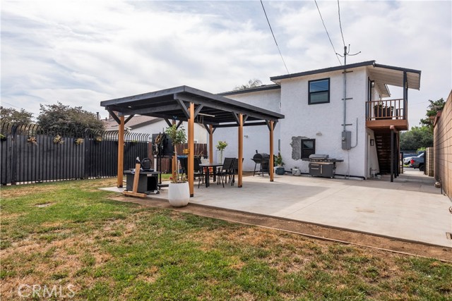 766 Harding Ave, San Fernando CA: https://media.crmls.org/medias/0a1c65e4-2aca-4534-a98f-c97726359862.jpg