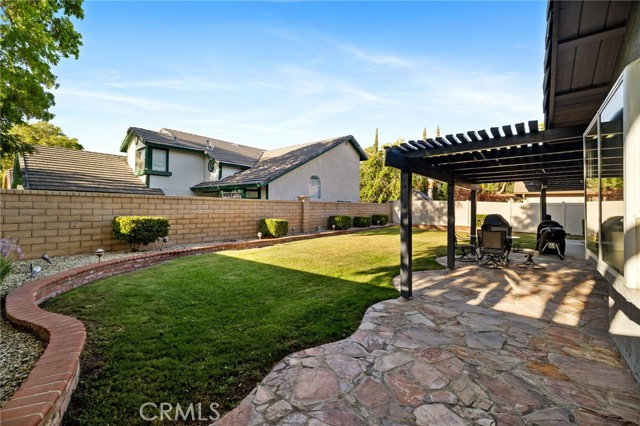 2037 Comstock Court, Palmdale CA: https://media.crmls.org/medias/0a1cd44f-64fd-47b6-9f40-4589640cea71.jpg