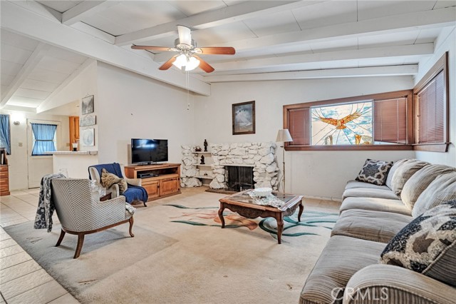 Detail Gallery Image 11 of 32 For 27636 Seco Canyon Road, Saugus,  CA 91350 - 3 Beds | 2 Baths