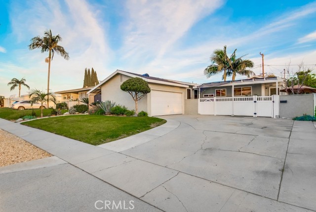 15432 Fernview Street, Whittier, California 90604, 4 Bedrooms Bedrooms, ,2 BathroomsBathrooms,Single Family Residence,For Sale,Fernview,OC24077450