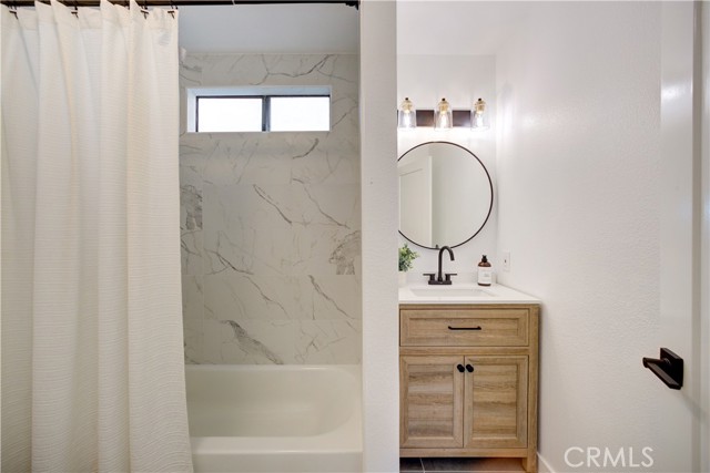 Detail Gallery Image 16 of 22 For 953 Sheffield St, Cambria,  CA 93428 - 4 Beds | 3 Baths