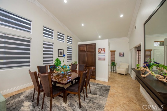 1151 Paseo Tasco Circle, Corona CA: https://media.crmls.org/medias/0a1f2f30-8679-4e0f-8ed0-592e444bec3a.jpg