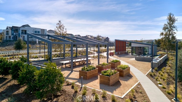 Detail Gallery Image 23 of 24 For 27537 Grand Fir Way, Valencia,  CA 91381 - 2 Beds | 2/1 Baths