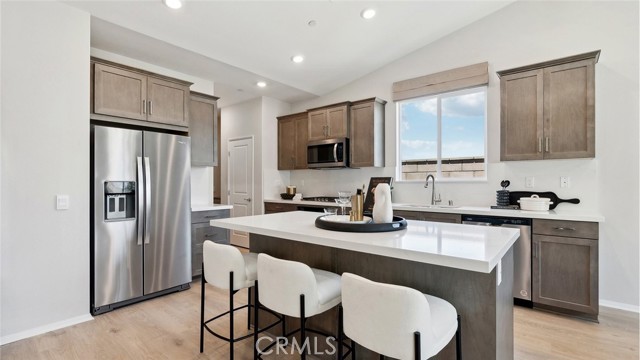 Detail Gallery Image 9 of 28 For 26158 Gentry Ave, Corona,  CA 92883 - 5 Beds | 3 Baths