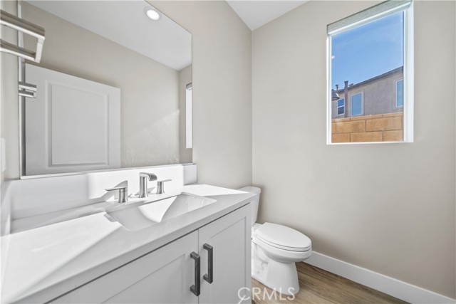 Detail Gallery Image 19 of 56 For 124 Zawn, Irvine,  CA 92618 - 4 Beds | 4/1 Baths