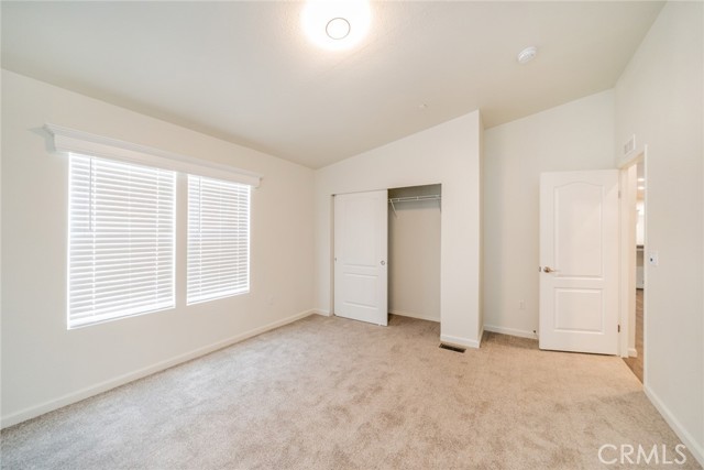 1573 Smoke Tree Road, Pinon Hills CA: https://media.crmls.org/medias/0a20c2eb-e830-4d43-bf81-129721a50b60.jpg