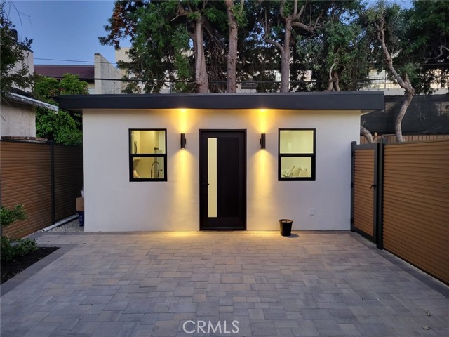 Detail Gallery Image 42 of 42 For 23240 Leonora Dr, Woodland Hills,  CA 91367 - 5 Beds | 3/1 Baths