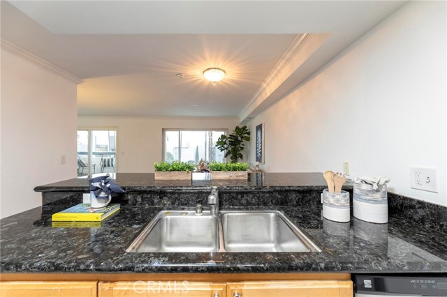 200 Catalina Avenue, Redondo Beach, California 90277, 1 Bedroom Bedrooms, ,1 BathroomBathrooms,Residential,Sold,Catalina,SB23228886