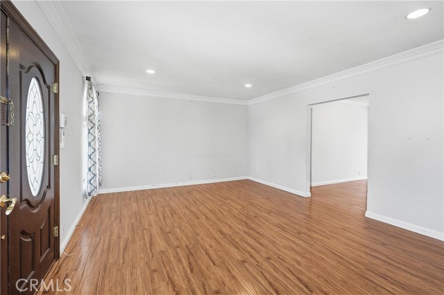 10962 Elm Ave, Lynwood, CA 90262 photo 8