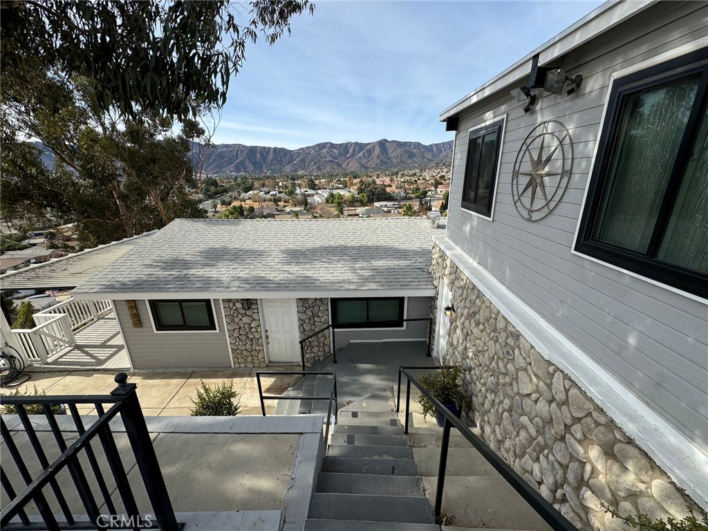 16475 Bailey Street