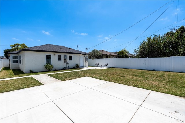 Detail Gallery Image 21 of 21 For 2241 Grand Ave, Long Beach,  CA 90815 - – Beds | – Baths