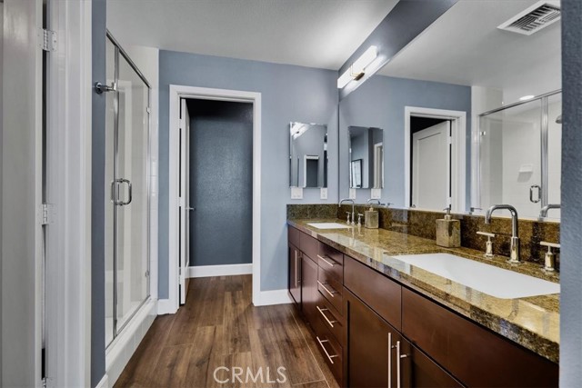 Image 49 of 75 For 300 4th Street 214