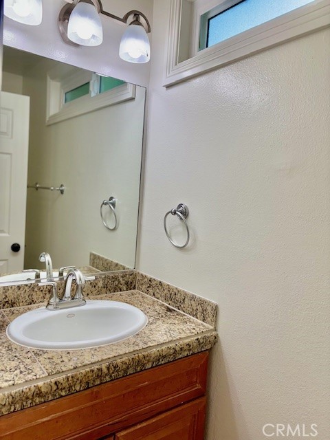 Detail Gallery Image 15 of 23 For 2558 Orange Ave #G,  Costa Mesa,  CA 92627 - 3 Beds | 2/1 Baths