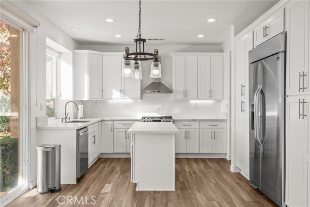 Detail Gallery Image 11 of 38 For 9749 Orange, Rancho Cucamonga,  CA 91737 - 4 Beds | 2/1 Baths