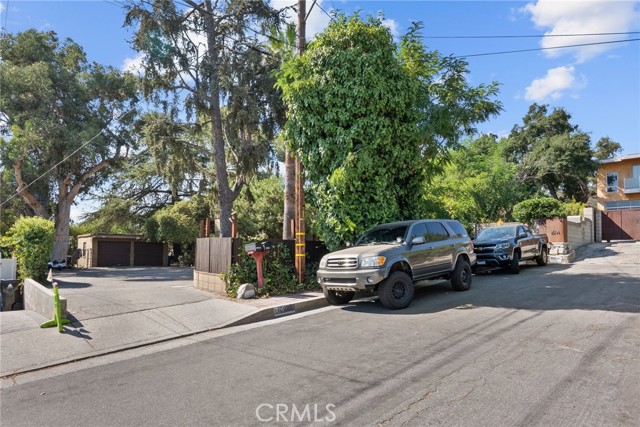 10025 Covert Avenue, Tujunga CA: https://media.crmls.org/medias/0a25ff87-a8d9-4241-8c87-00069b6080de.jpg