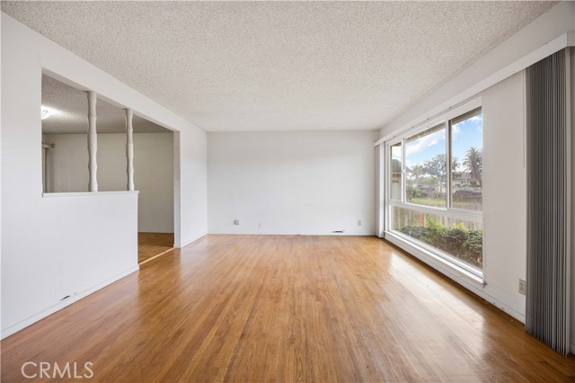 Detail Gallery Image 12 of 32 For 3102 Warren Ln, Costa Mesa,  CA 92626 - 3 Beds | 2 Baths